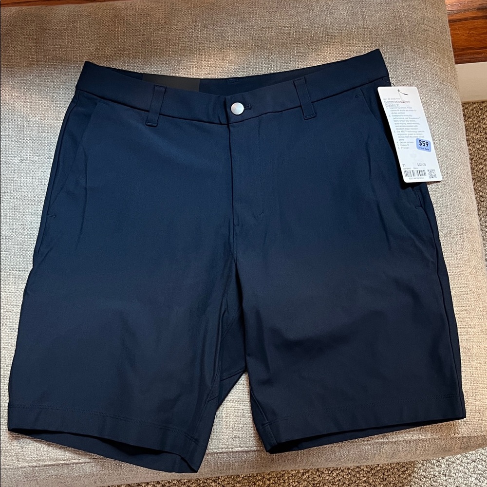 Lululemon in Men's Navy Shorts